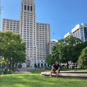 Meet your Posher, Edgar alexis